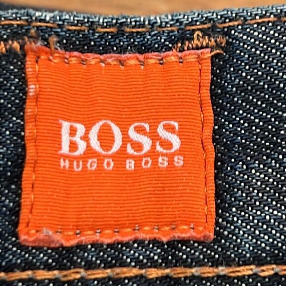 Hugo BossβOrange Tag Embroidered RN 73816 32 - Picture 2 of 15